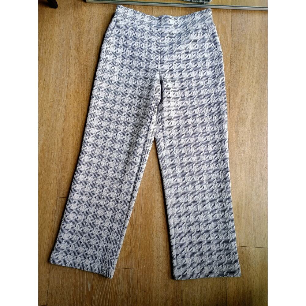 Habitat Clothes to Live In Women’s Pull-On Wide Leg Houndstooth Pants minimalist